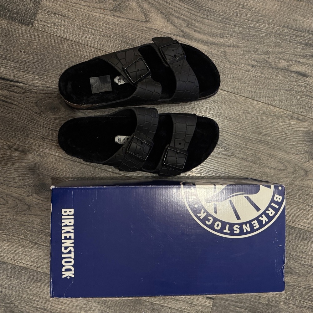 Birkenstock Textured Black Slides
